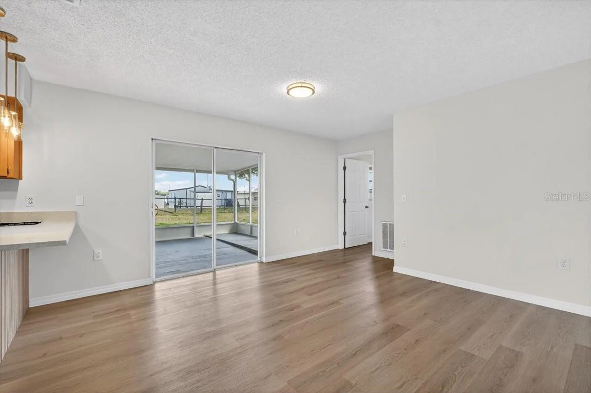 37327 Stanford Avenue Zephyrhills FL 33541