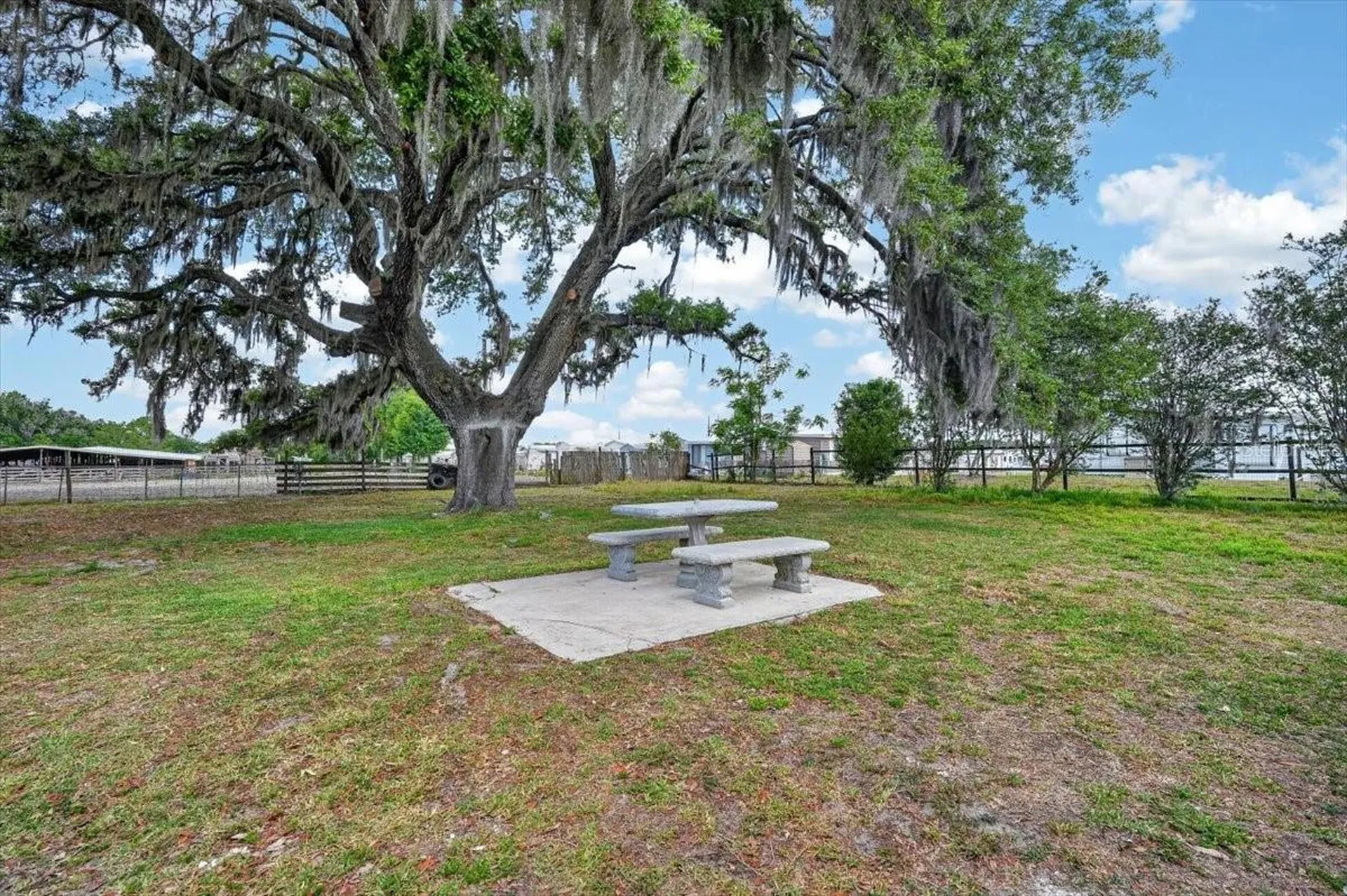 37327 Stanford Avenue Zephyrhills FL 33541