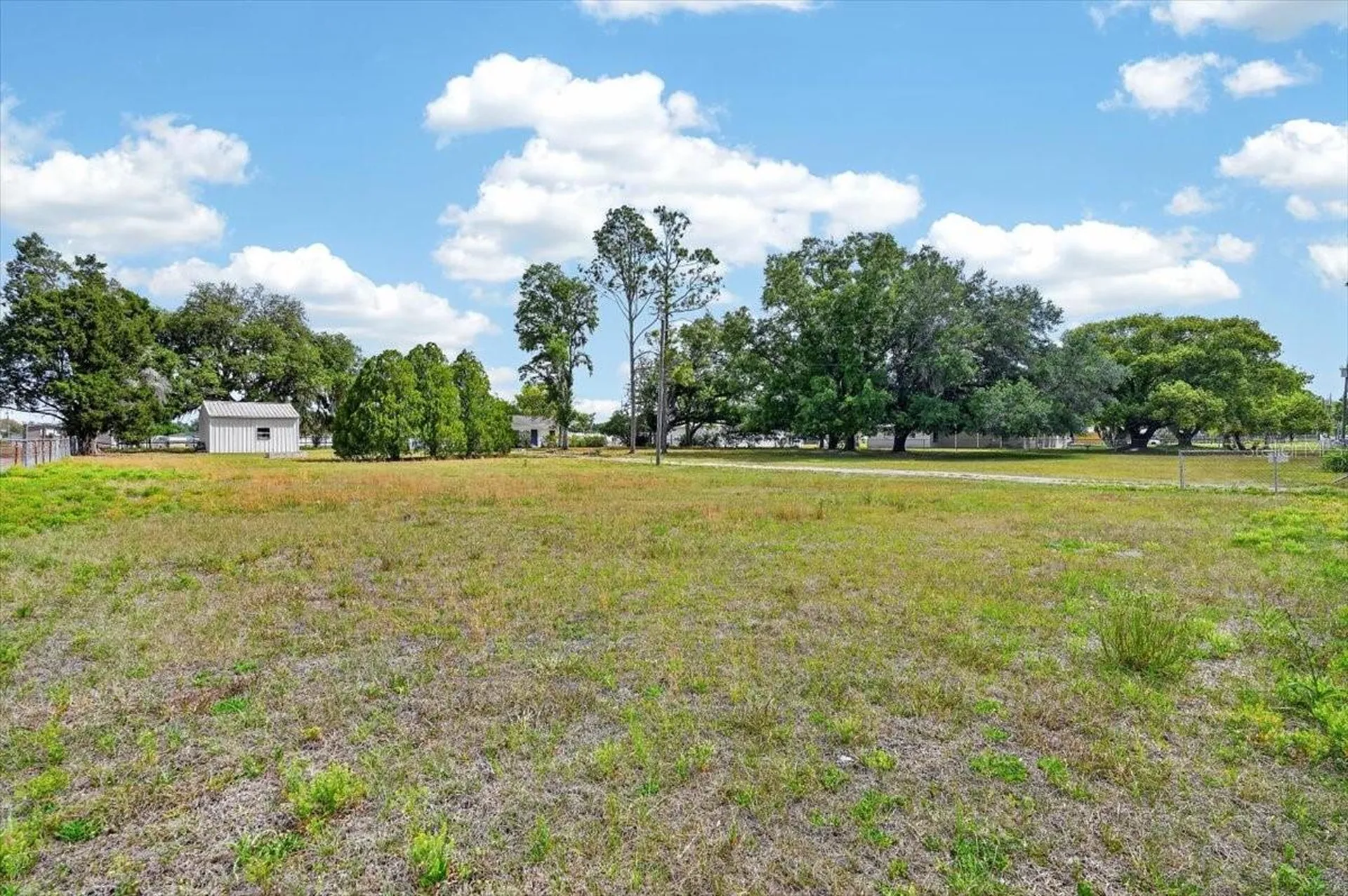 37327 Stanford Avenue Zephyrhills FL 33541