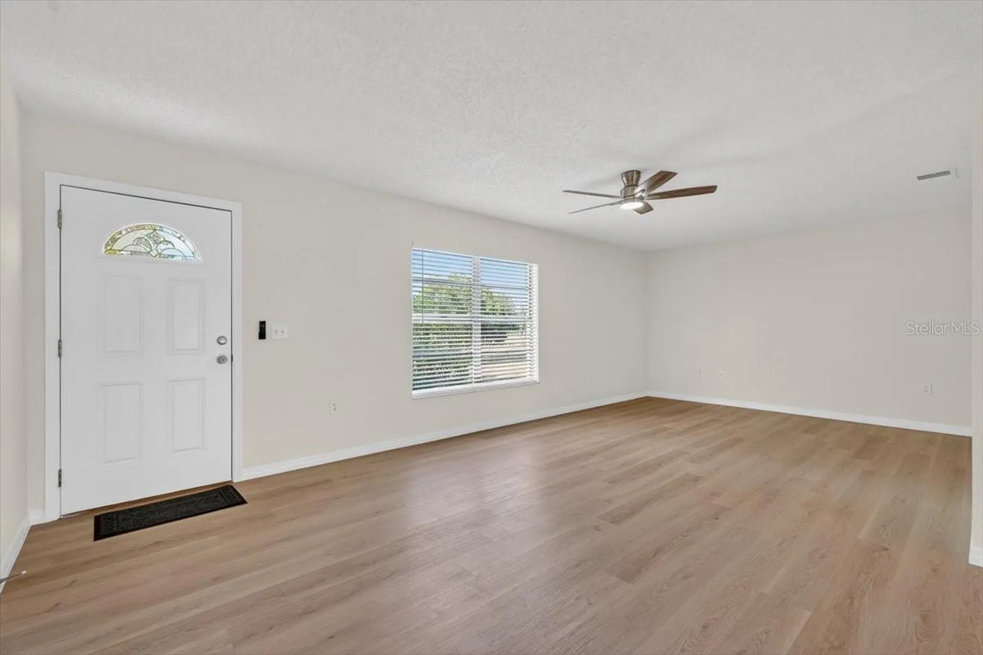 37327 Stanford Avenue Zephyrhills FL 33541