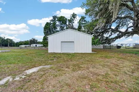 37327 Stanford Avenue Zephyrhills FL 33541