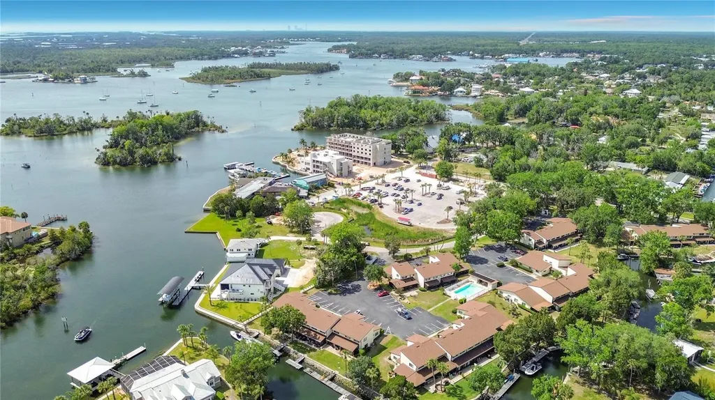 1637 SE Paradise Circle Crystal River FL 34429