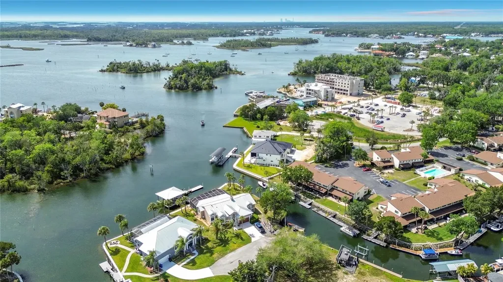 1637 SE Paradise Circle Crystal River FL 34429