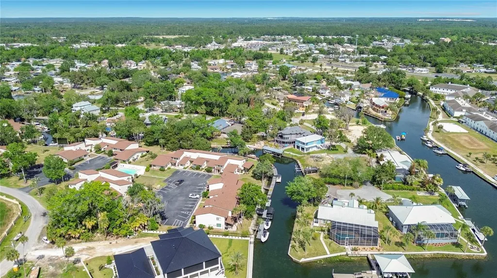 1637 SE Paradise Circle Crystal River FL 34429