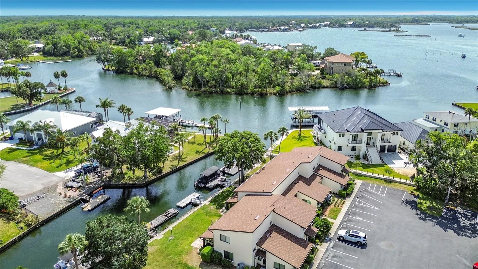 1637 SE Paradise Circle Crystal River FL 34429