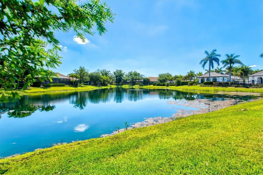 4207 Azurite Way Bradenton FL 34211