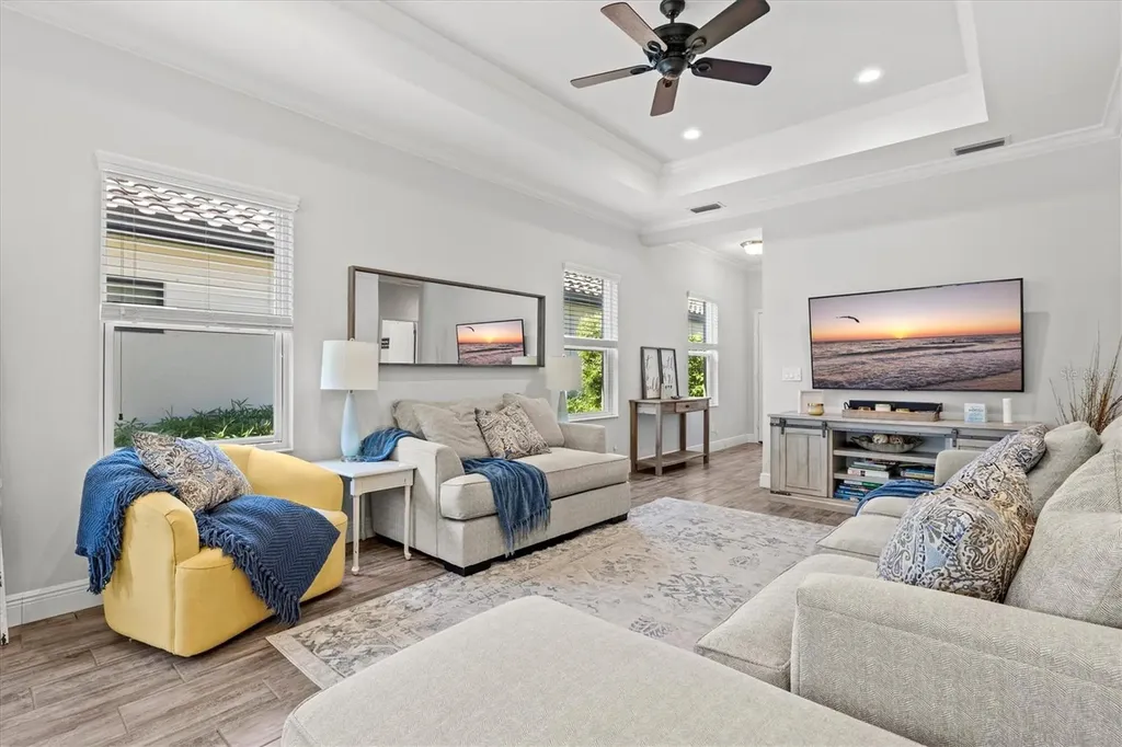 4207 Azurite Way Bradenton FL 34211