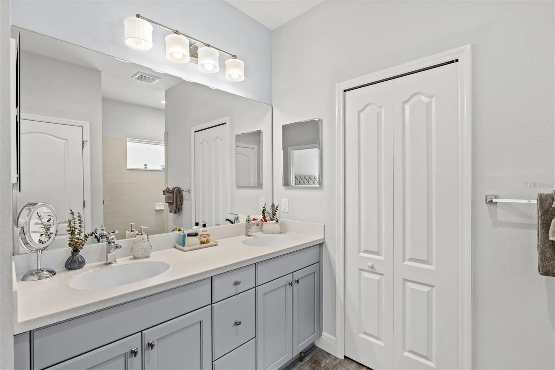 4207 Azurite Way Bradenton FL 34211