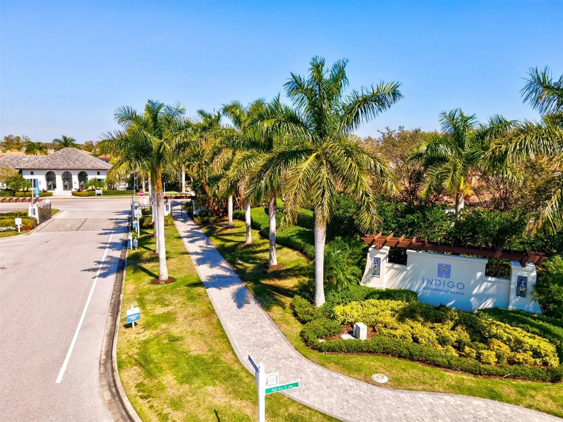 4207 Azurite Way Bradenton FL 34211