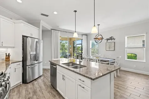 4207 Azurite Way Bradenton FL 34211