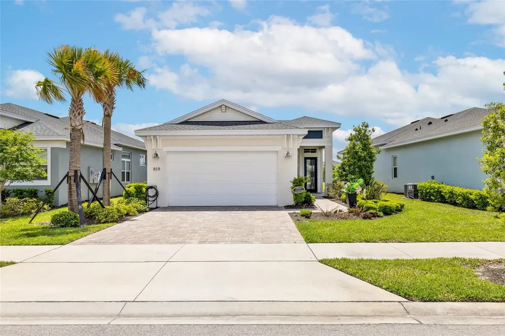 819 Liliana Drive Deland FL 32724