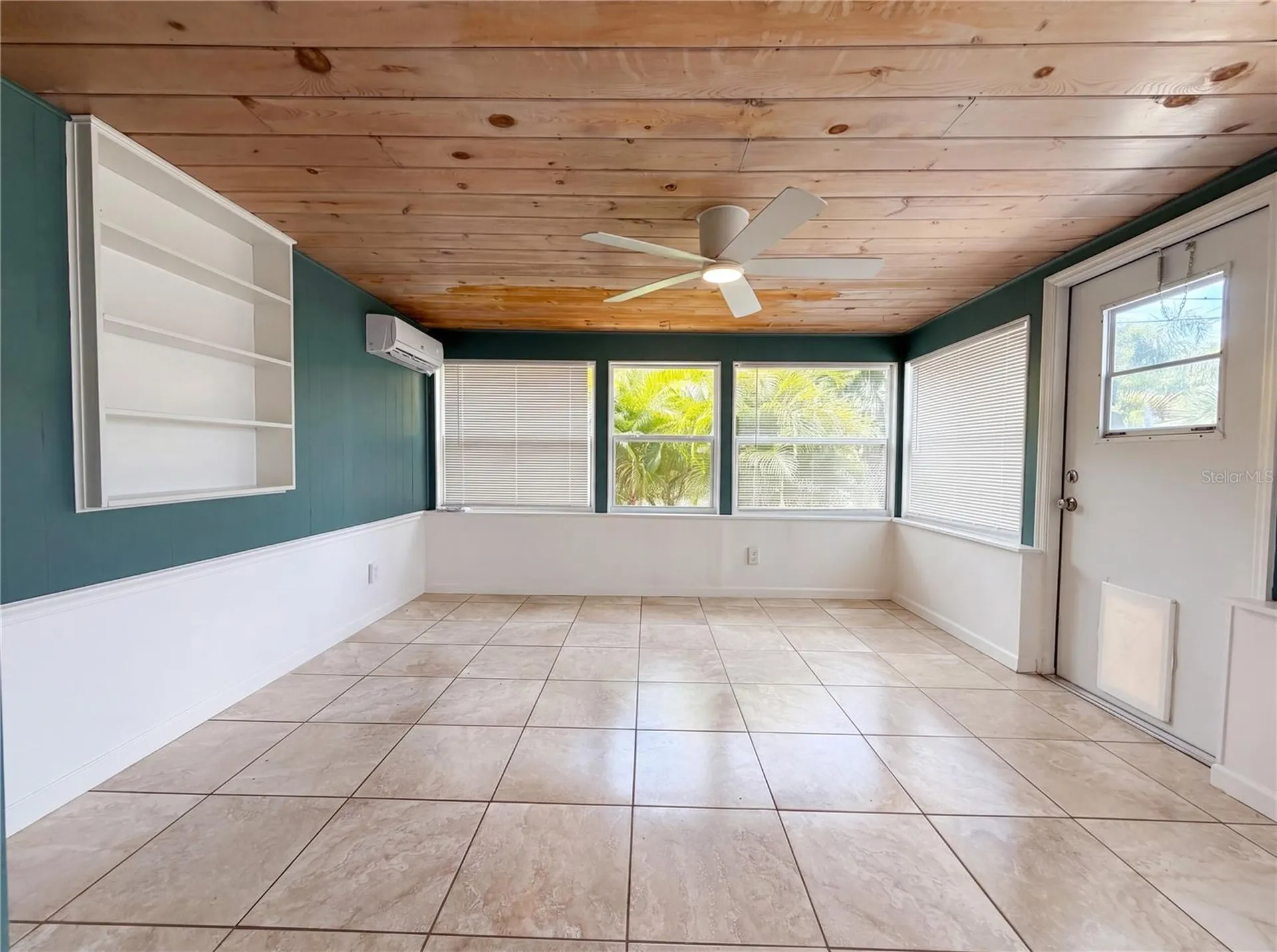 829 E 4th Street Englewood FL 34223