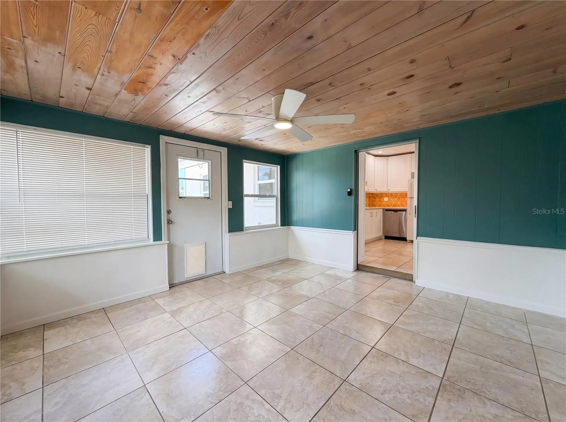 829 E 4th Street Englewood FL 34223
