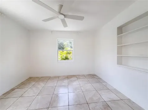 829 E 4th Street Englewood FL 34223
