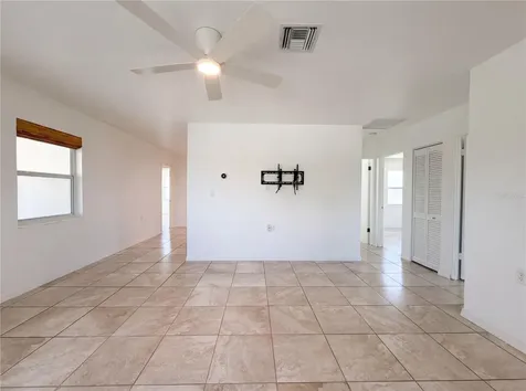 829 E 4th Street Englewood FL 34223