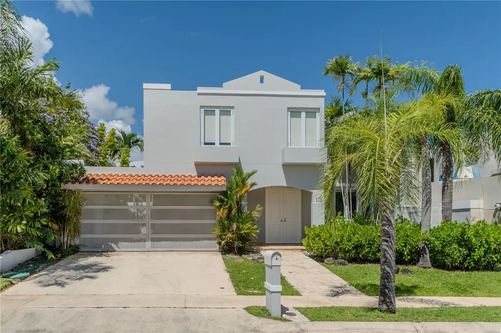 123 Estancias Reales Guaynabo PR 00969