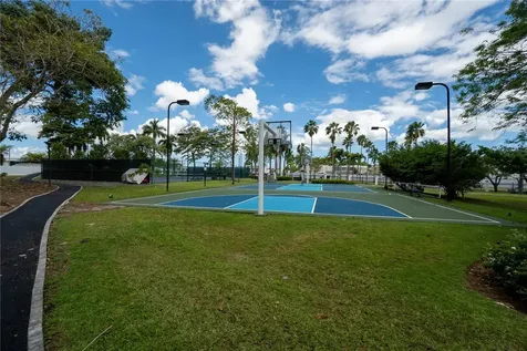 123 Estancias Reales Guaynabo PR 00969
