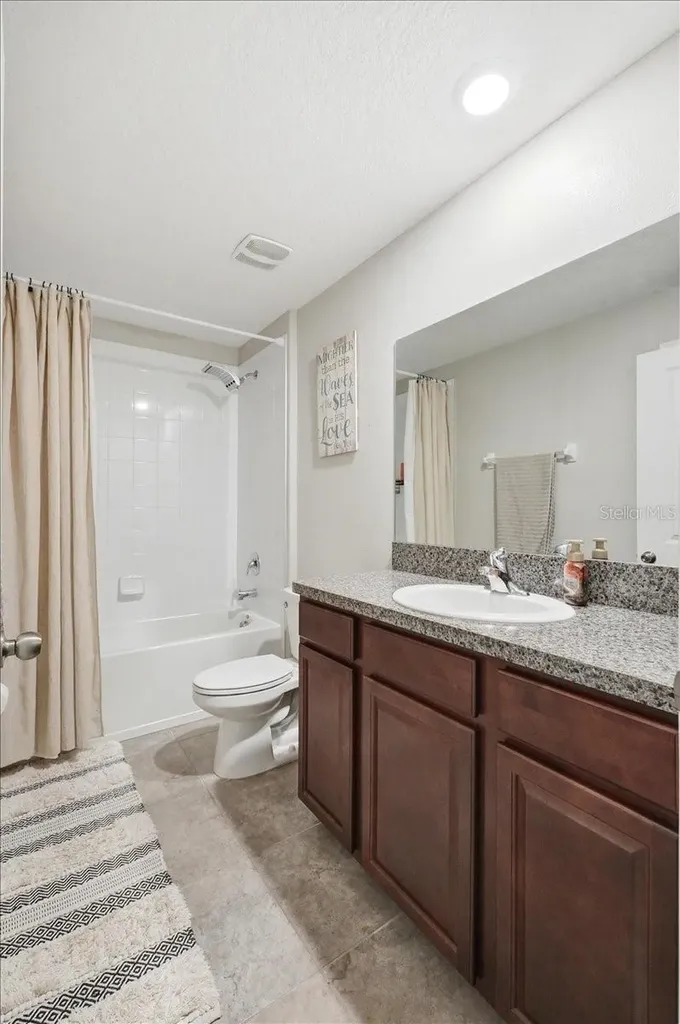 936 Zone Tailed Hawk Place Ruskin FL 33570