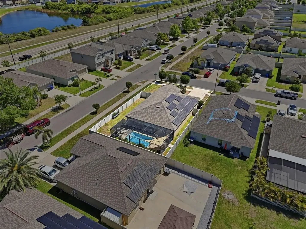 936 Zone Tailed Hawk Place Ruskin FL 33570