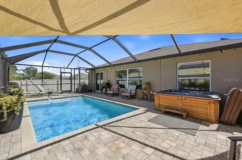 936 Zone Tailed Hawk Place Ruskin FL 33570