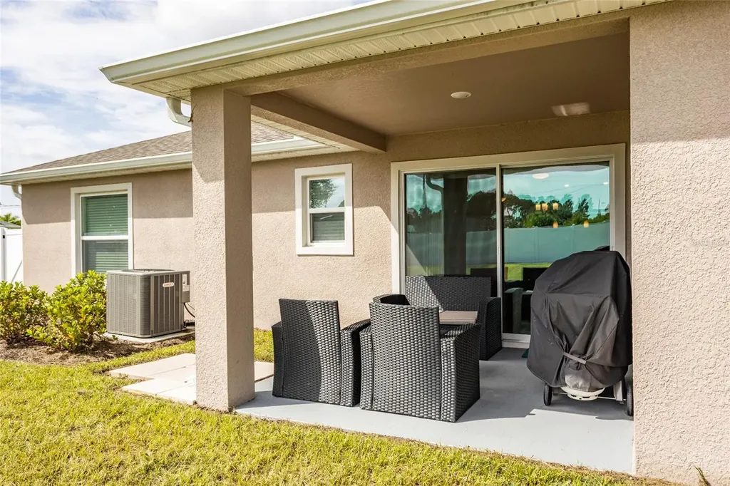 43 Freeland Lane Palm Coast FL 32137
