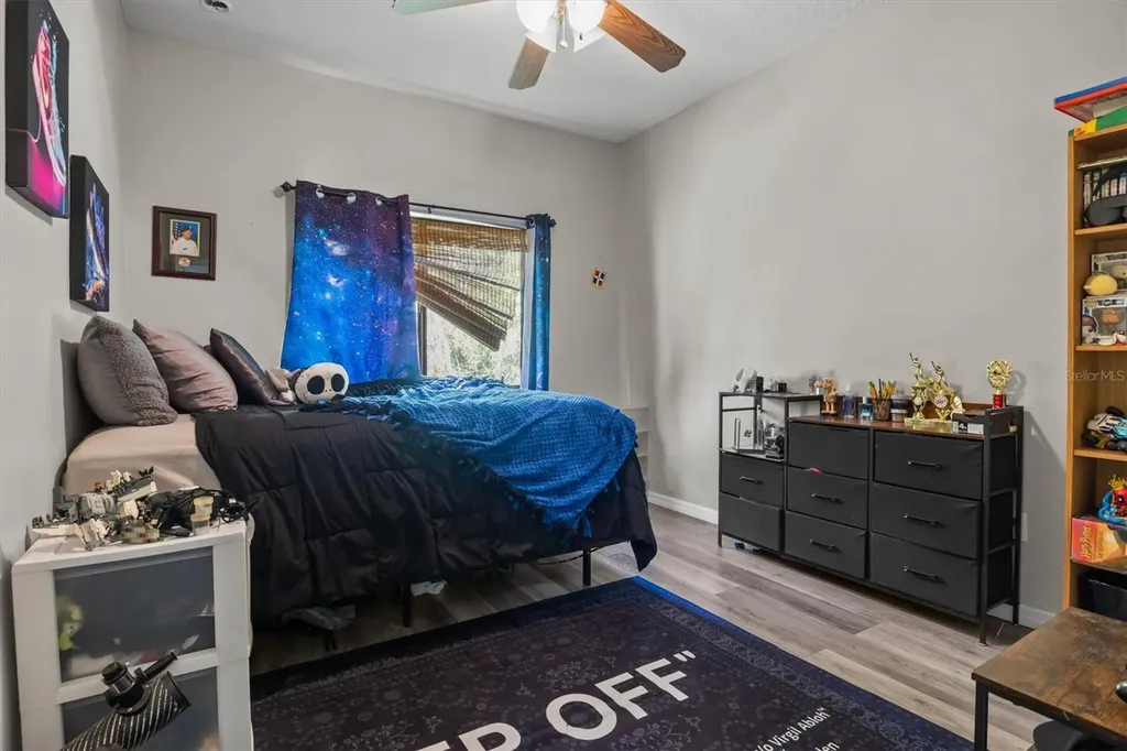 5986 Tivoli Gardens Boulevard Orlando FL 32829