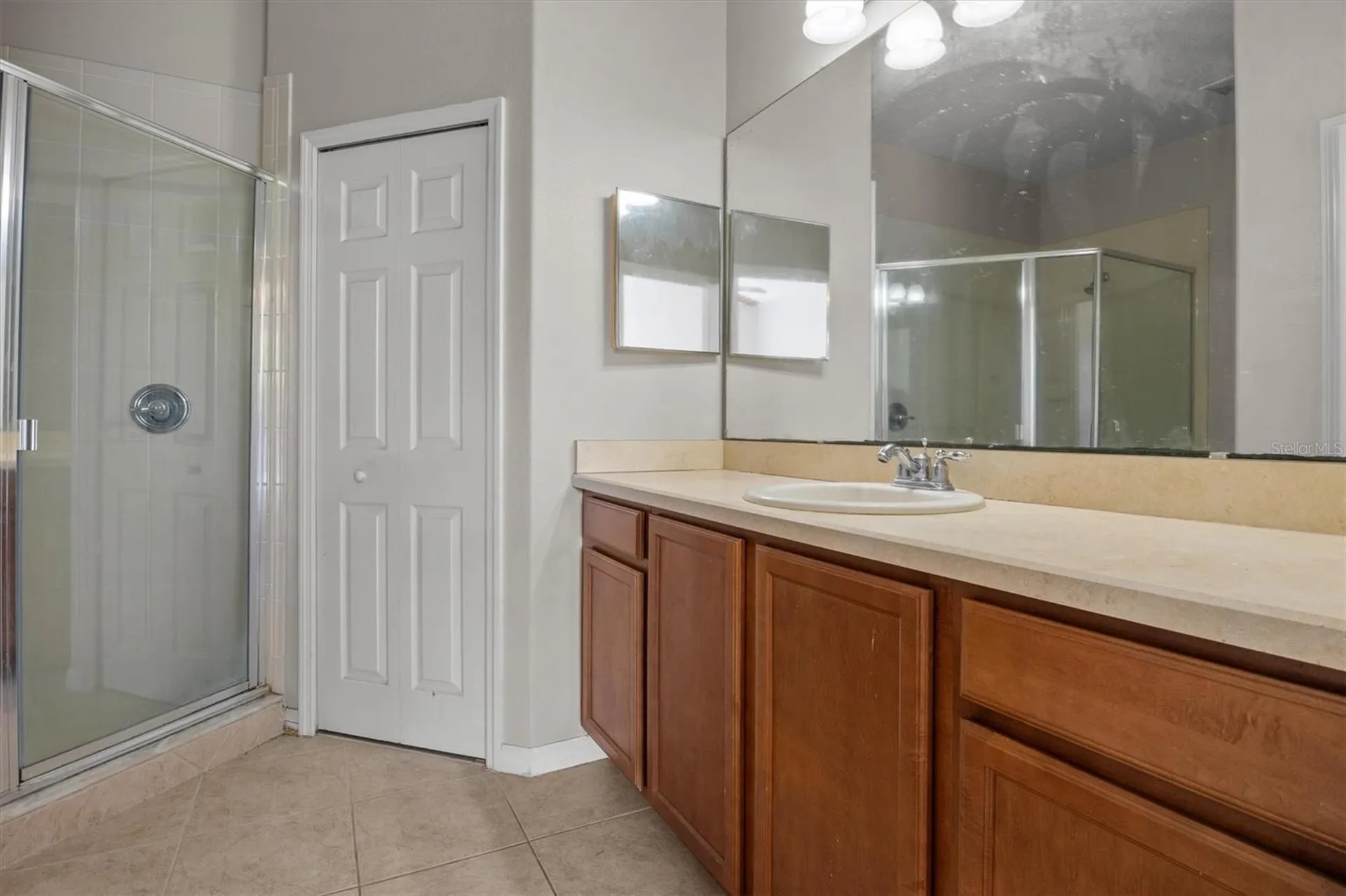 5986 Tivoli Gardens Boulevard Orlando FL 32829