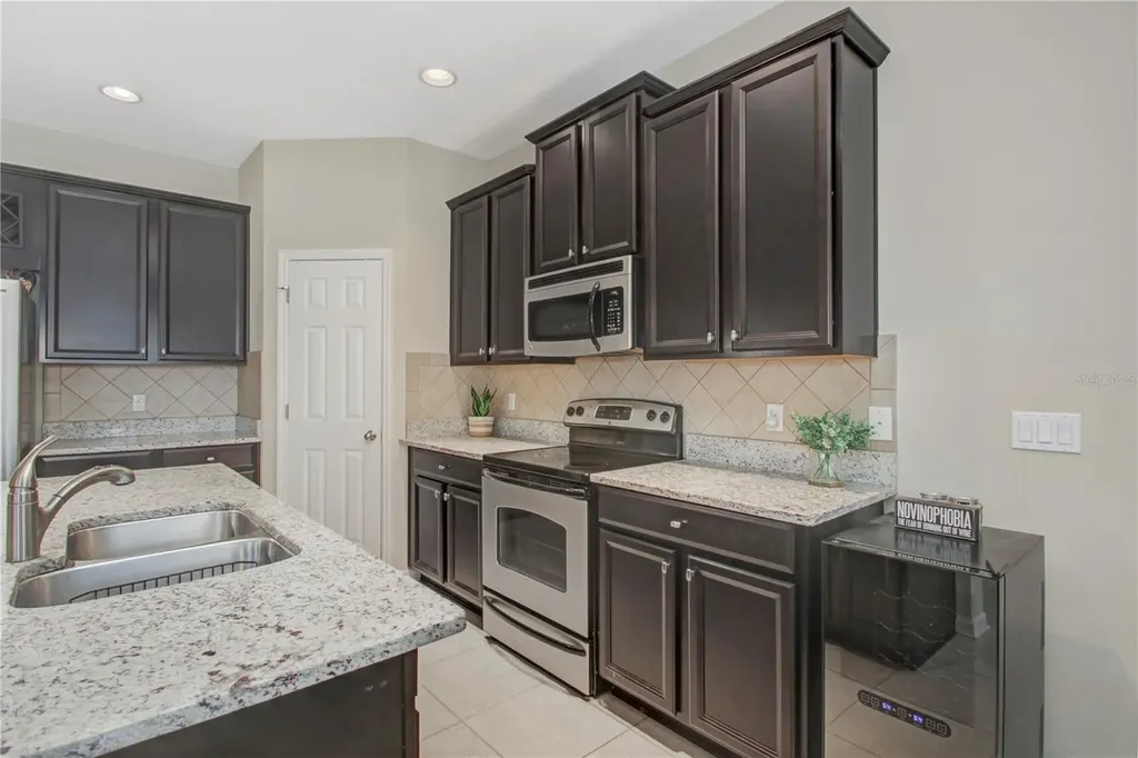 9009 Vickroy Terrace Oviedo FL 32765