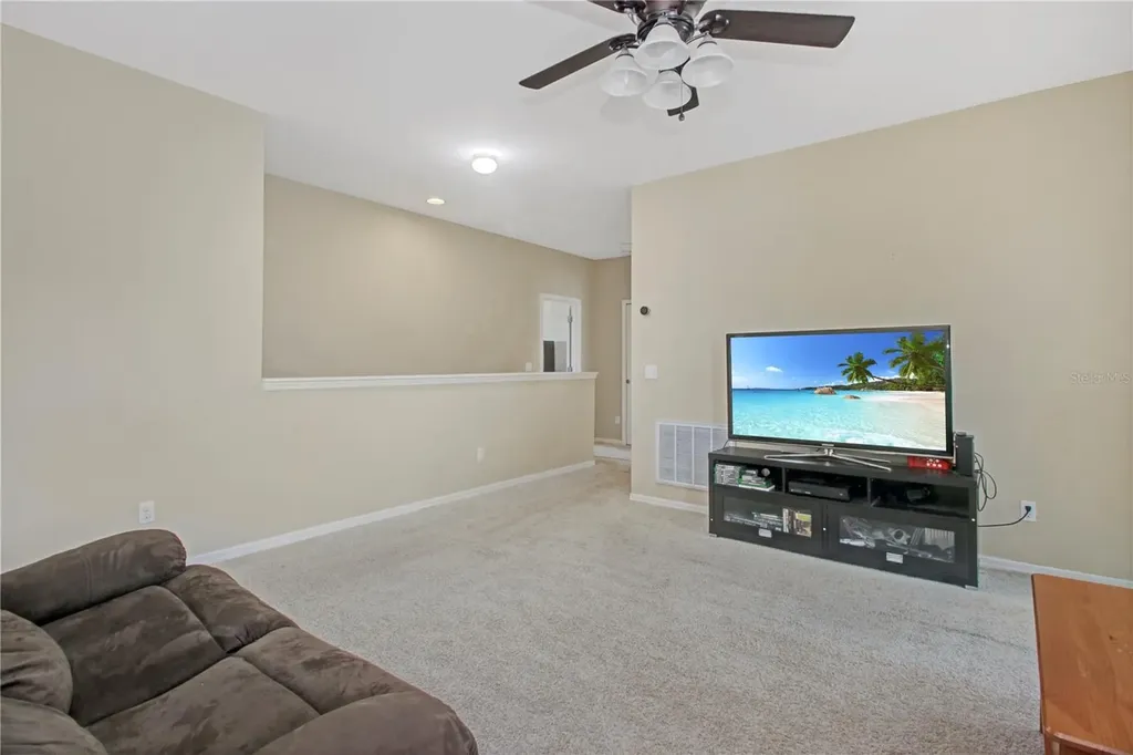 9009 Vickroy Terrace Oviedo FL 32765
