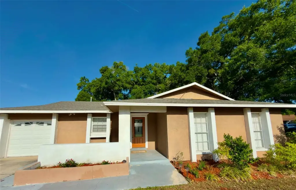 812 Gullberry Lane Altamonte Springs FL 32714
