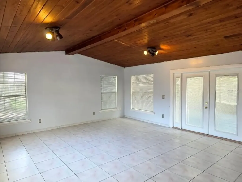 812 Gullberry Lane Altamonte Springs FL 32714