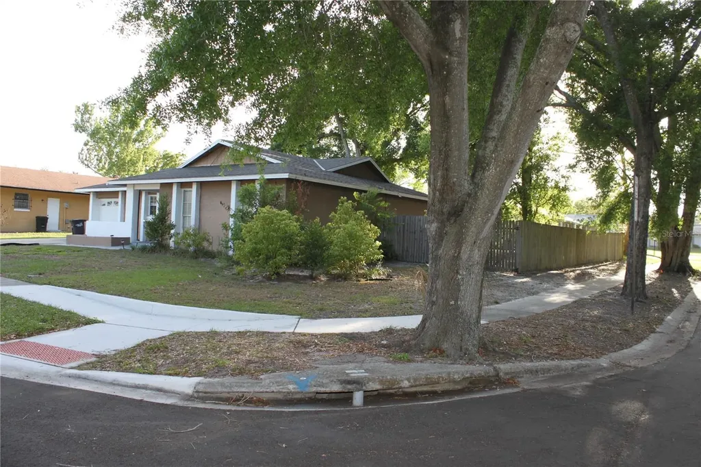 812 Gullberry Lane Altamonte Springs FL 32714