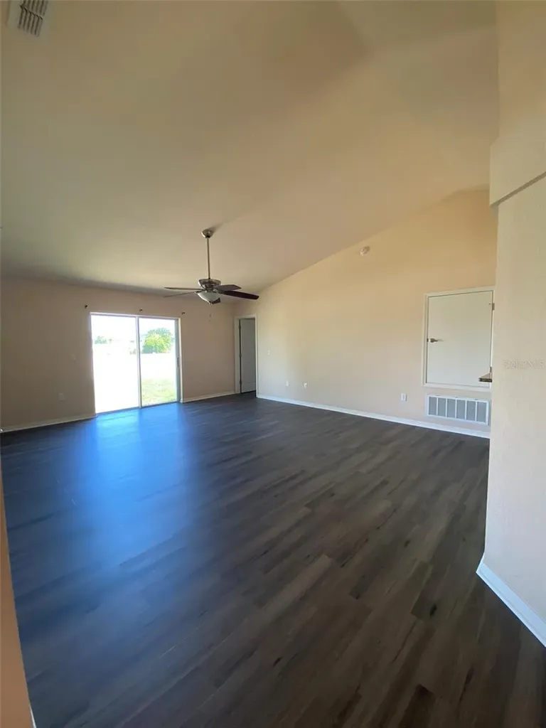 250 Highland Meadows Court Davenport FL 33837