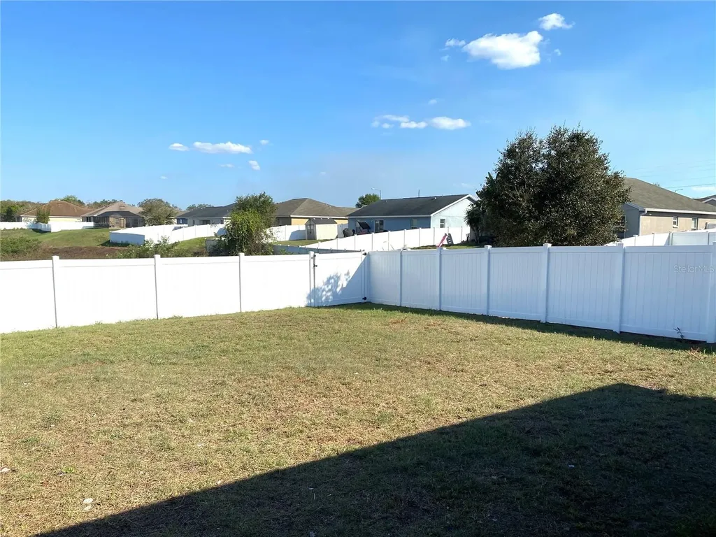 250 Highland Meadows Court Davenport FL 33837