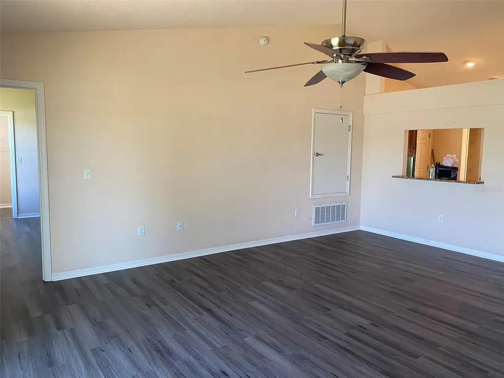 250 Highland Meadows Court Davenport FL 33837