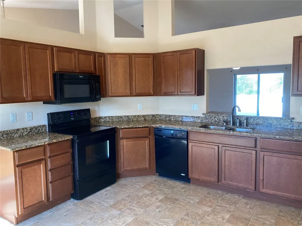 250 Highland Meadows Court Davenport FL 33837