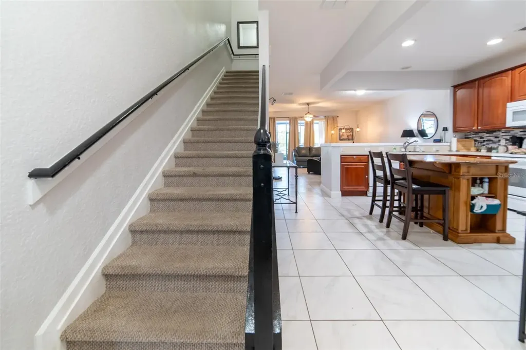 1041 Enclair Street Orlando FL 32828