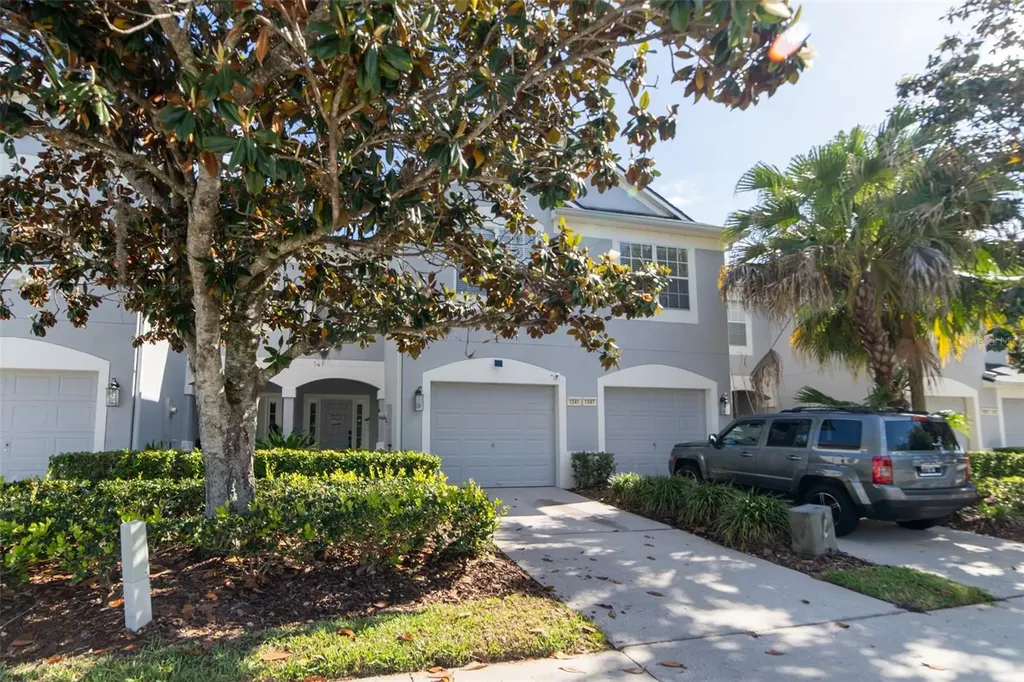 1041 Enclair Street Orlando FL 32828