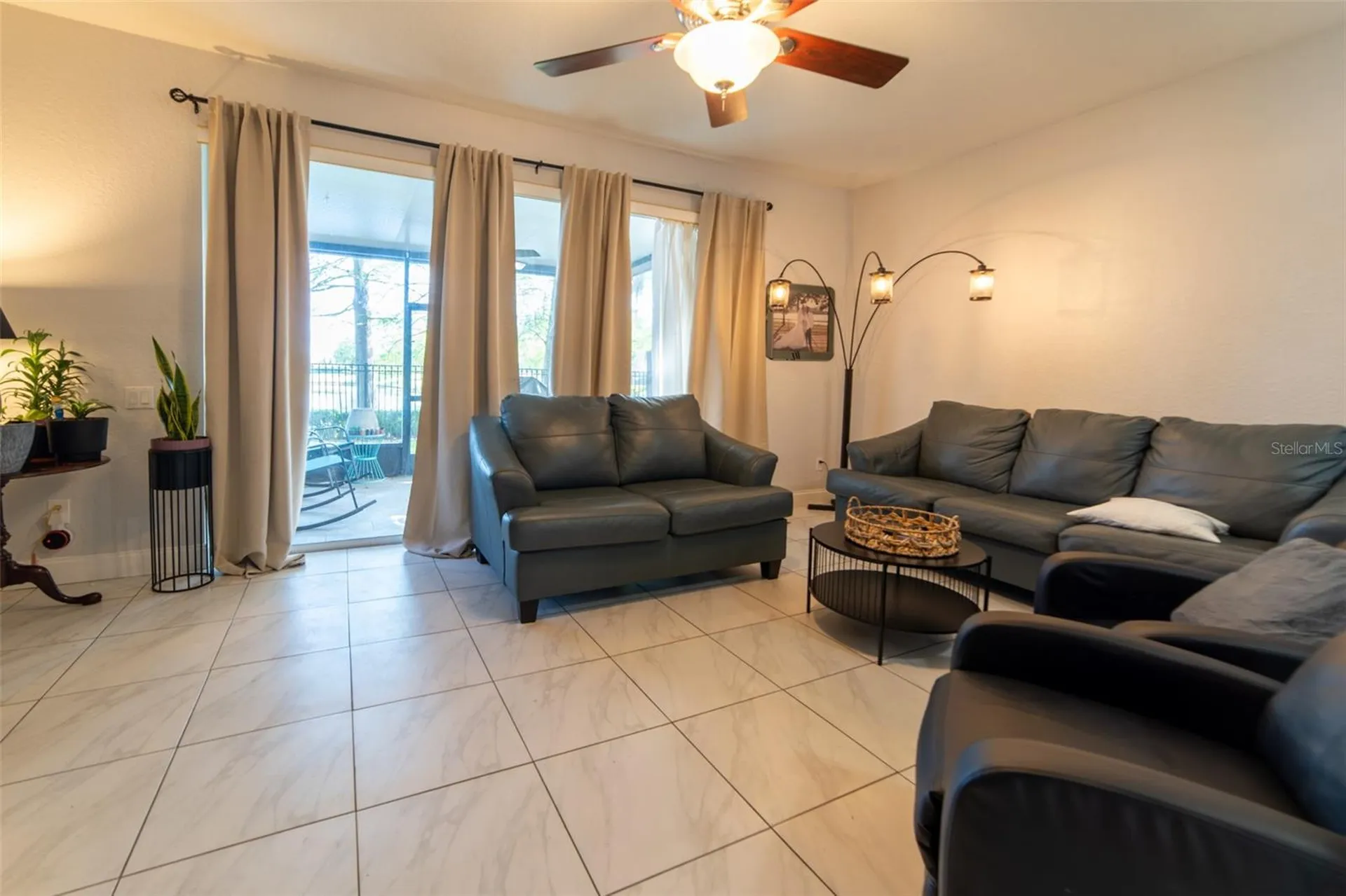1041 Enclair Street Orlando FL 32828