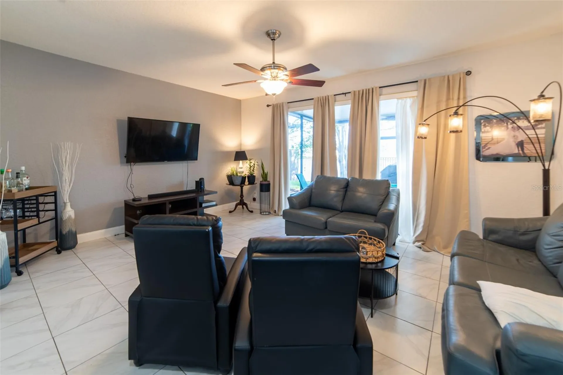 1041 Enclair Street Orlando FL 32828