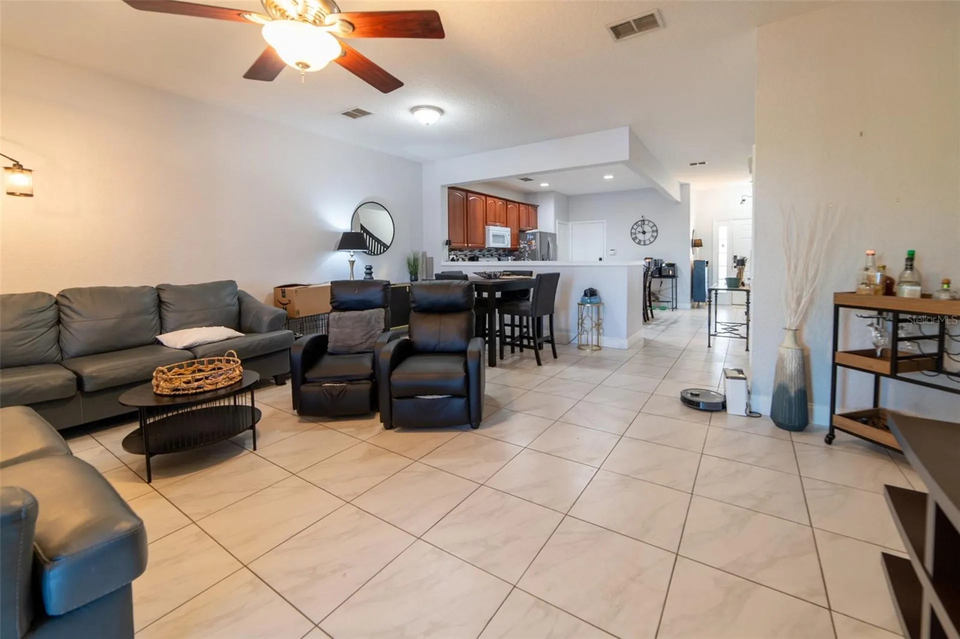 1041 Enclair Street Orlando FL 32828