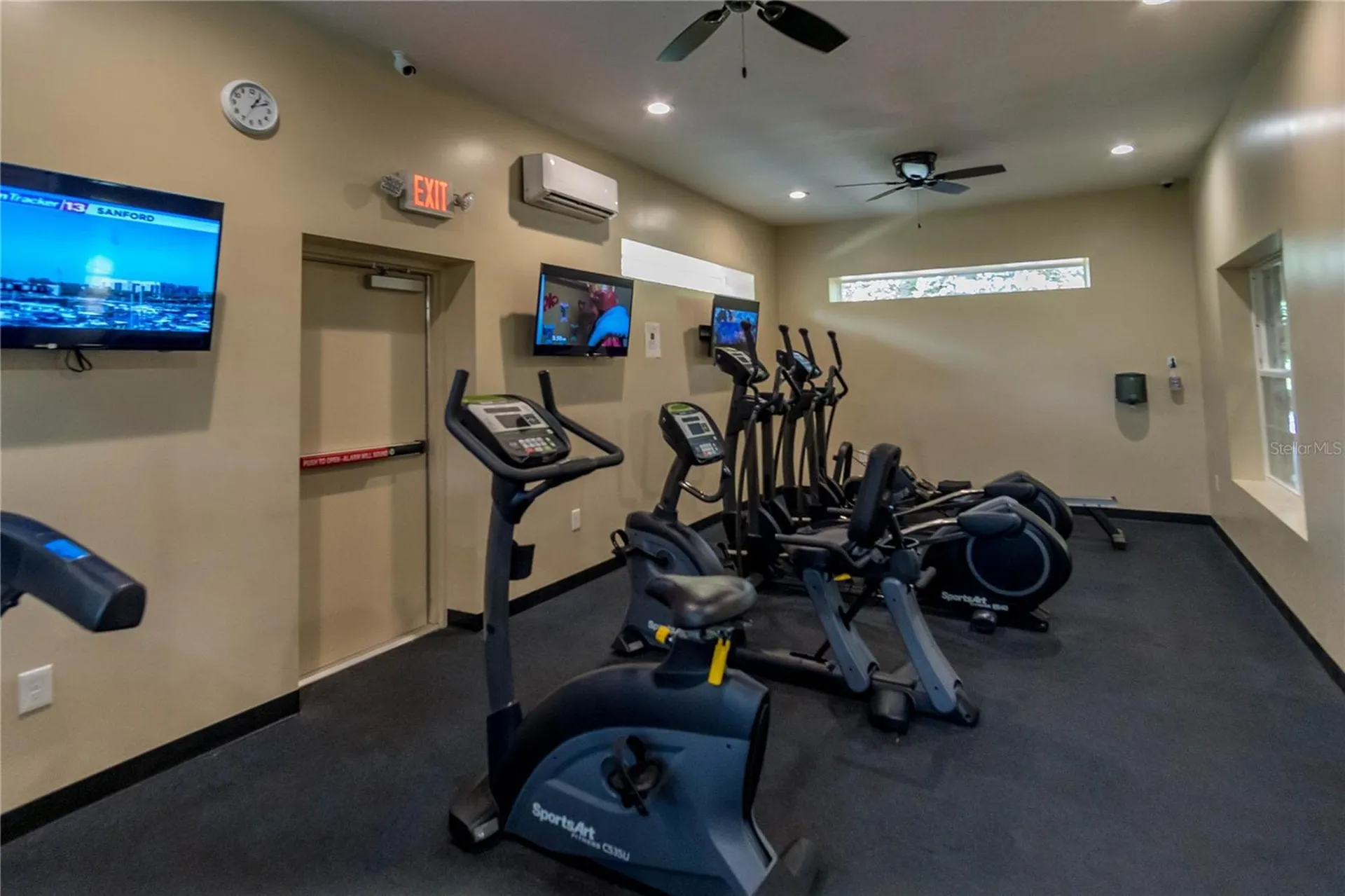 1041 Enclair Street Orlando FL 32828