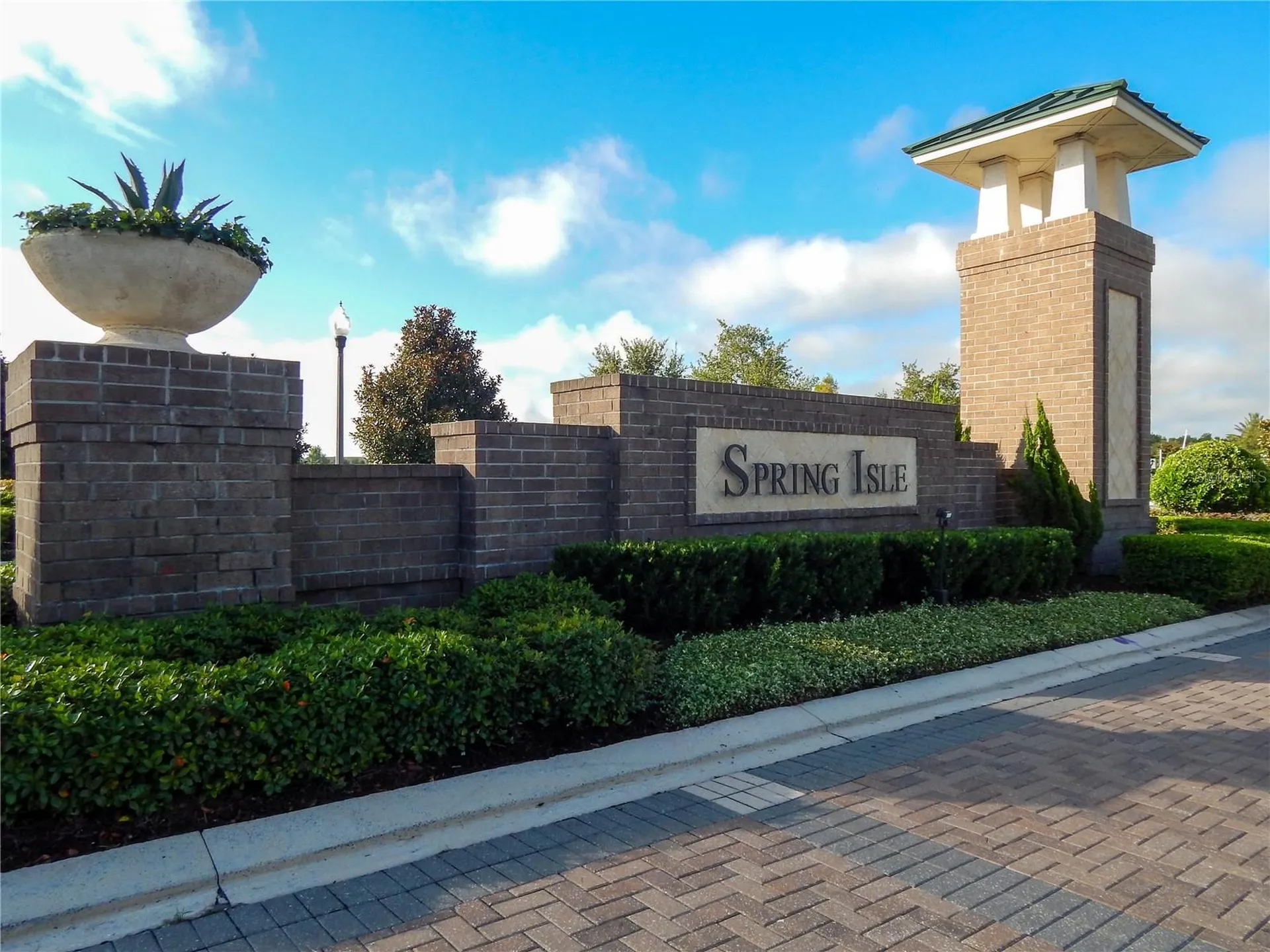 1041 Enclair Street Orlando FL 32828