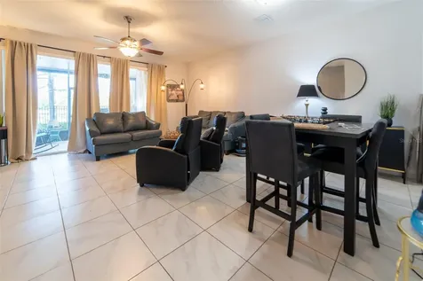 1041 Enclair Street Orlando FL 32828