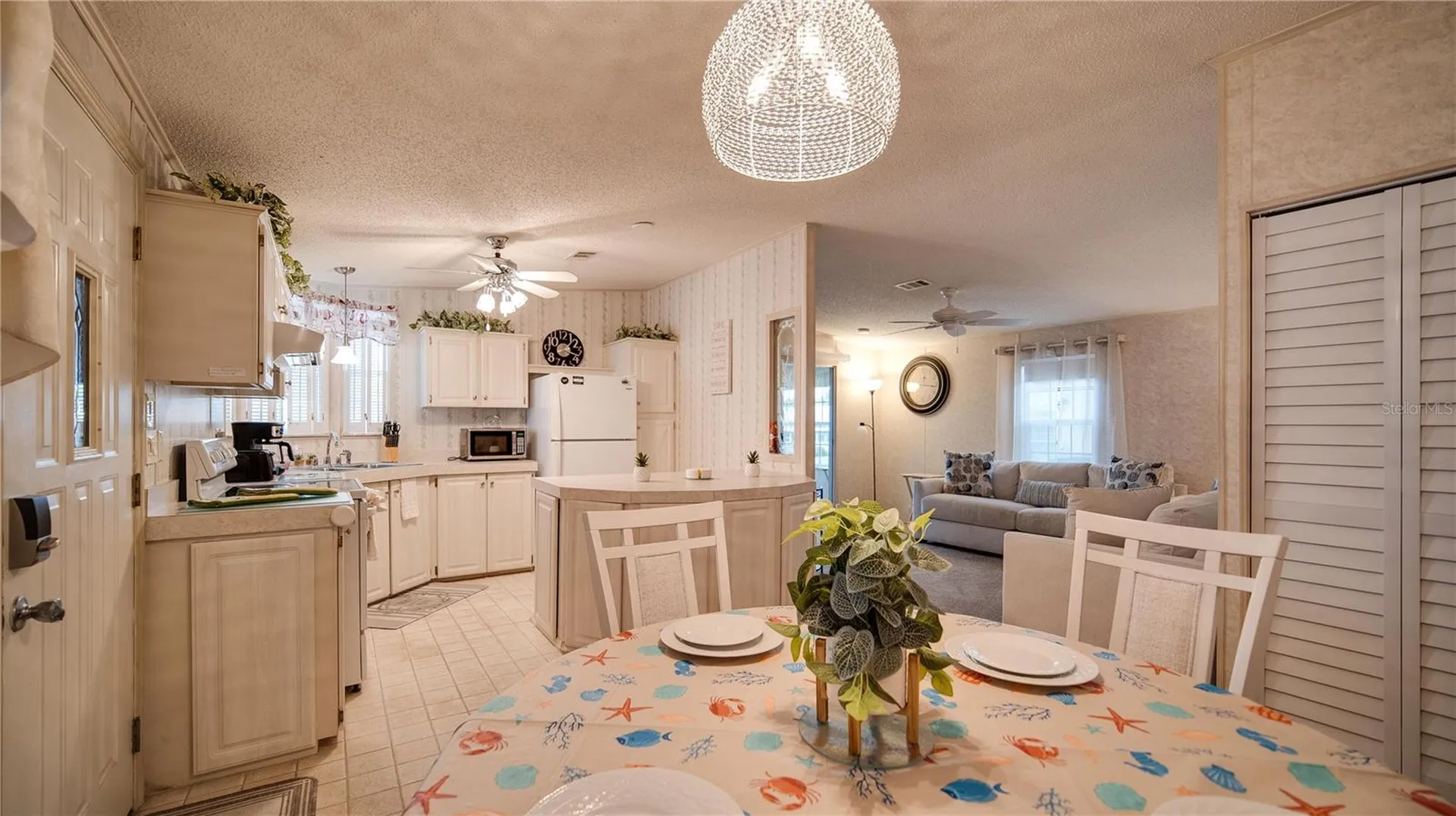 226 Douglas Park Avenue Davenport FL 33897