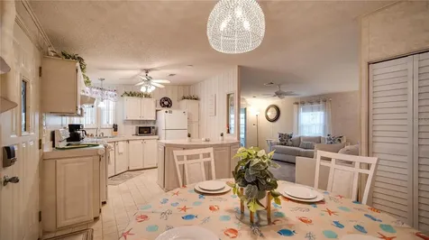 226 Douglas Park Avenue Davenport FL 33897