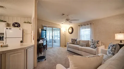 226 Douglas Park Avenue Davenport FL 33897