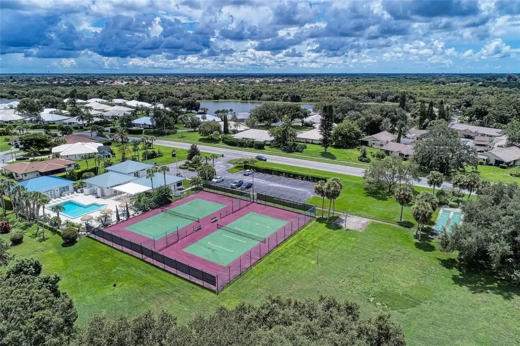 3168 Willow Springs Circle Venice FL 34293