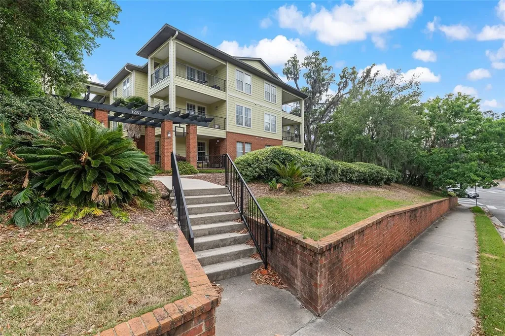 1257 SW 9th Road Gainesville FL 32601