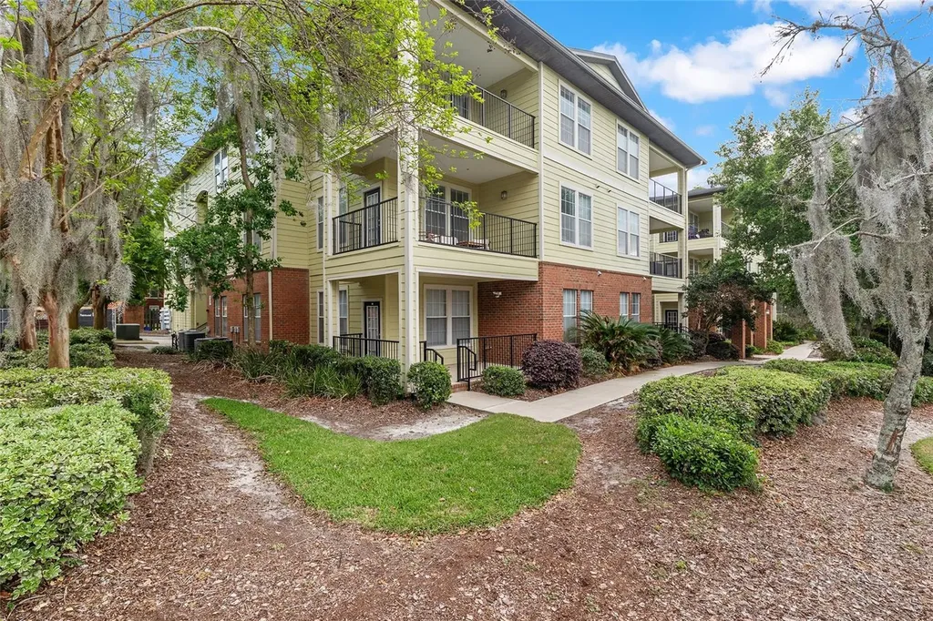 1257 SW 9th Road Gainesville FL 32601